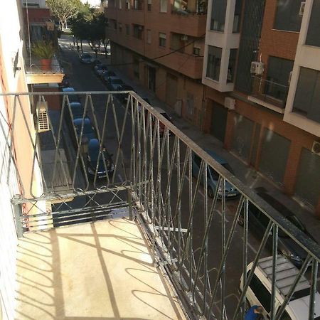 Apartamento Cuatro Carreres Valência Exterior foto